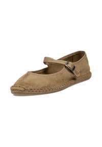 Zapato Mary Jane de ante marrón con correa y hebilla, que cuenta con una suela de yute cosida y una punta redondeada.