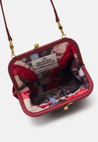 Adorne Vivienne Weave Timber Frame Clutch in Burgundy AXD1908