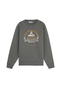 Sudadera de cuello redondo gris oscura con texto y un gráfico de calavera que dice "Los Scalpers St. Louis Motor Bienvenidos al Estado Carrera Desde 1984."