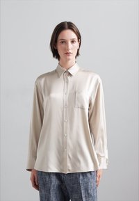 Filippa K SAMMY - Overhemdblouse - dune
