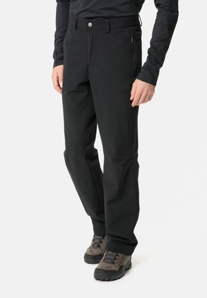 Pantalons d'extérieur noirs en matériau durable, avec une coupe droite, des poches avant et une poche latérale zippée pour le rangement.