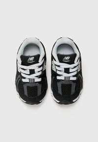 New Balance 530 UNISEX - Sneaker low - black