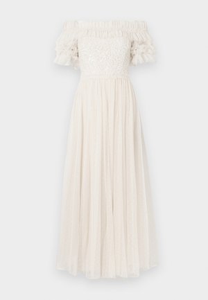 Φόρεμα μακρύ μέχρι το γόνατο, με ανοιχτούς ώμους, σε ανοιχτό ελεφαντόδοντο χρώμα, με εφαρμοστό μπούστο με υφή, μανίκια με βολάν και διάφανο πουά φούστα.