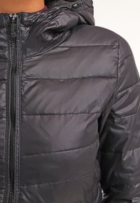 ONLY Overgangsjakke - black