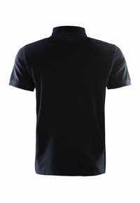 Svart polo-shirt med rak nederkant, korta ärmar och krage. Har en logotypdetalj på bakhuvudet. Tillverkad av slät tyg.