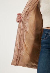 LELA REGULAR FIT - Vinterfrakke - mink