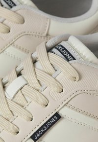 Jack & Jones JFWJAM - Sneaker low - moonbeam