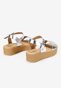 Bosanova Sandali con plateau - plata