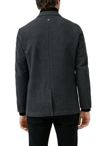 Donkergrijs colbert voor heren met een gestructureerd patroon, voorzien van een notched kraag, manchetten met knopen en een enkele split aan de achterkant.