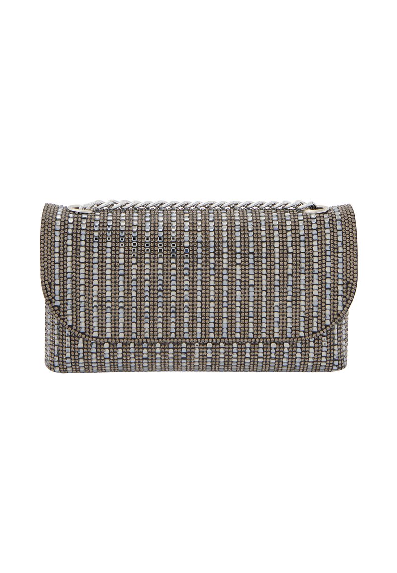 Szövetből készült clutch táska geometrikus mintával, szürke és világoskék színben. Jellemzője egy füles záródás és fémből készült díszítések.