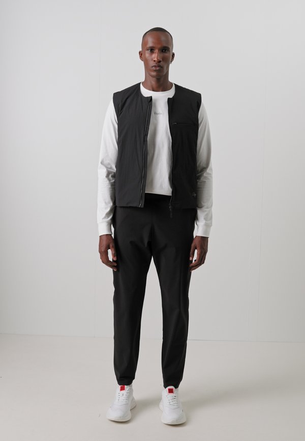 MENS INSULATED VEST - Waistcoat2