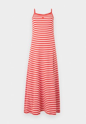 Maxikleid mit rot-weiß horizontalen Streifen, dünnen Schulterträgern und einem kleinen dekorativen Knopf am Ausschnitt.