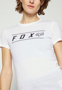Fox Racing PINNACLE TECH TEE - T-shirt estampada - white