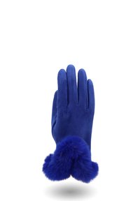 Guanto blu scamosciato con polsini in pelliccia morbida, mostrato in posizione verticale su uno sfondo bianco.