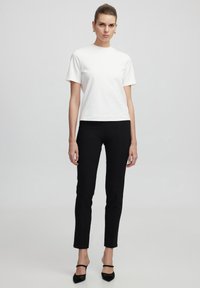 Ipekyol REGULAR FIT - Jednoduché tričko - white