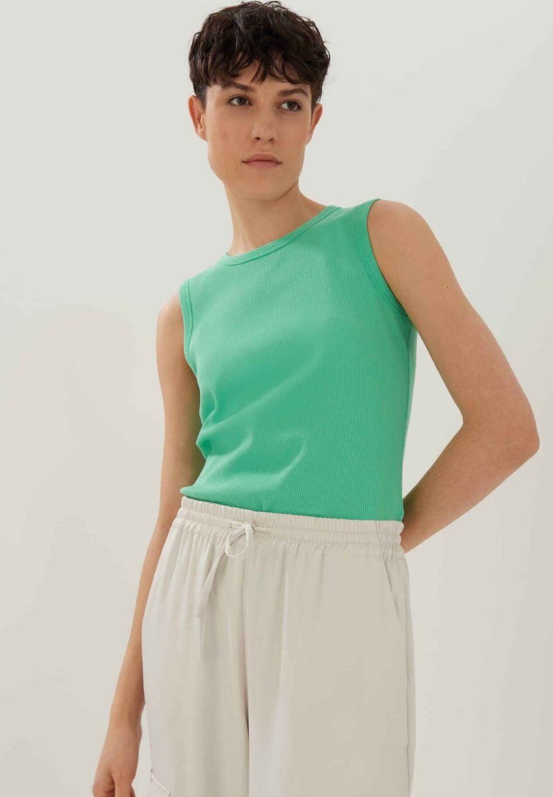 someday. SLIM FIT RIB - Top - green apple