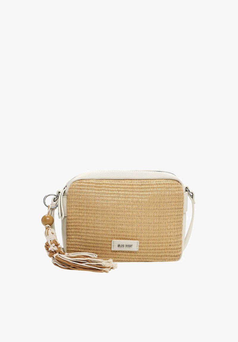 Petit sac bandoulière rectangulaire avec devant en tissage beige, bordure en cuir blanc, fermeture éclair argentée, et un pompon décoratif beige et blanc avec perle en bois.