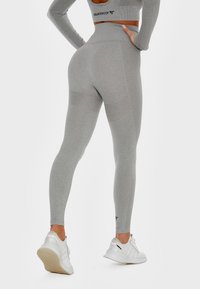 SQUATPROOF Leggings - grey