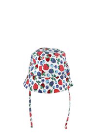 Bucket-Hut aus Stoff mit einem weißen Hintergrund und bunten Obstmustern, darunter Erdbeeren, Blaubeeren und Brombeeren.
