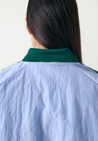 adidas Originals TRACK TOP - Sportinė striukė - clear sky