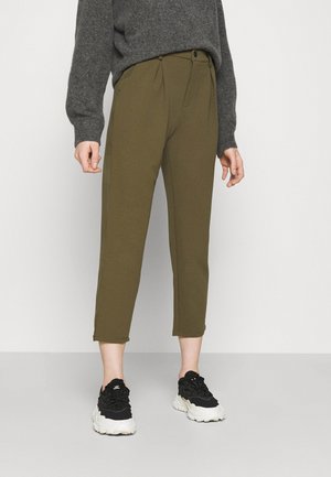 TAPERED PANTS WITH DART DETAIL - Trousers - olive
