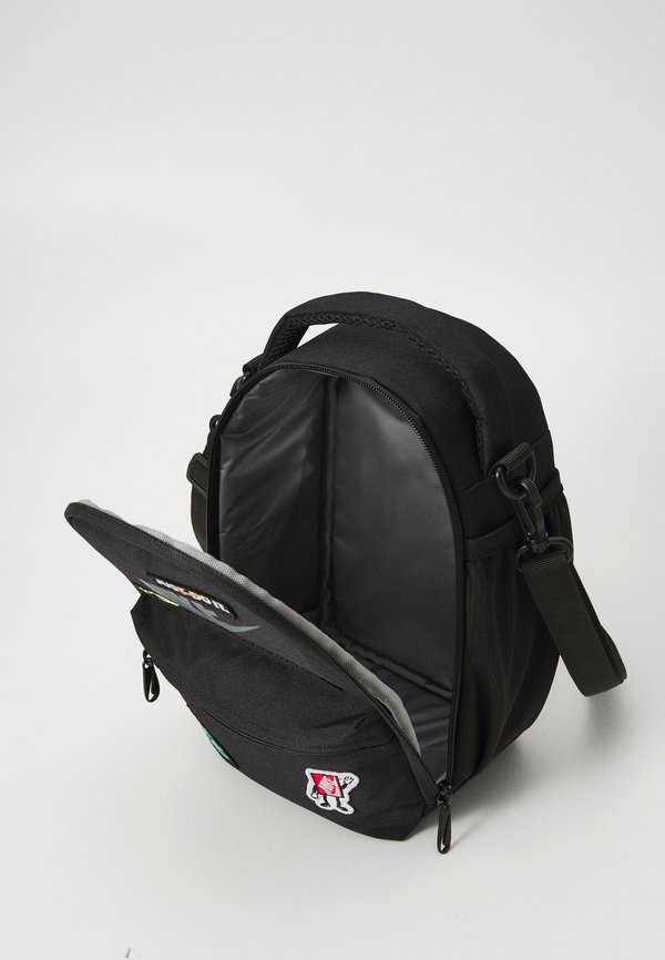 PATCH LUNCH TOTE UNISEX – Umhängetasche