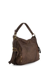 Braune Leder-Umhängetasche mit einem lässigen Design, Reißverschlussfächern und einem verstellbaren Trageriemen. Verfügt über Messingbeschläge und eine strukturierte Oberfläche.