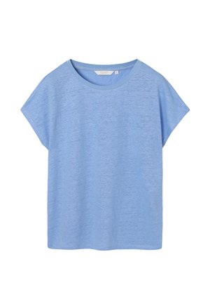T-shirt azzurro chiaro a maniche corte con scollo tondo, vestibilità comoda e tessuto leggermente strutturato, taglia small, senza loghi o motivi visibili.
