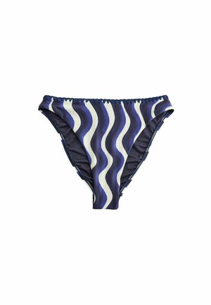 Damen Bikinihose mit marineblauen und weißen wellenförmigen Streifen und elastischem Bund, flach auf weißem Hintergrund.