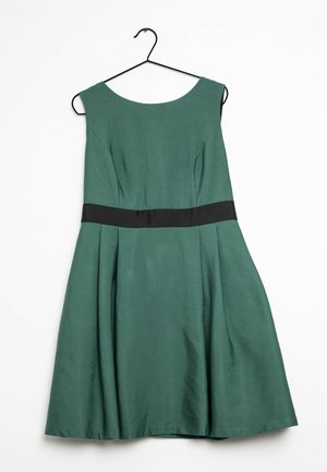 Day dress - green