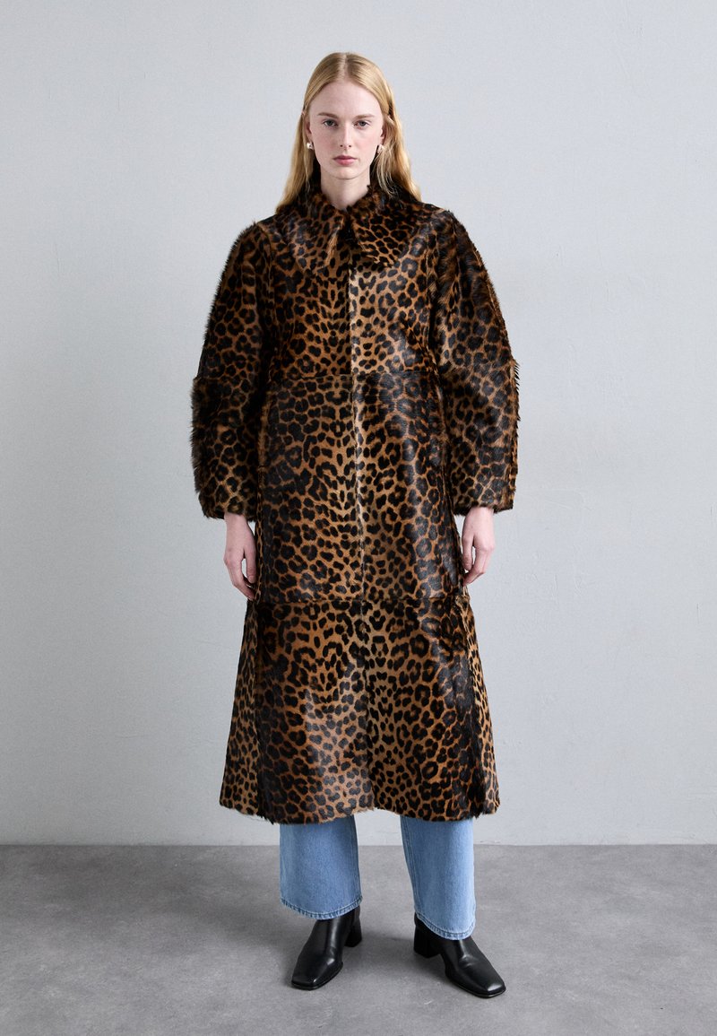 By Malene Birger RAFAIA - Zimný kabát - brown
