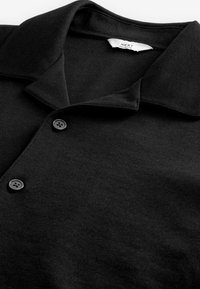 Next CUBAN COLLAR REGULAR FIT - Vapaa-ajan kauluspaita - black