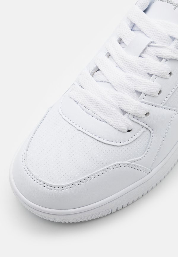 LOW CUT SHOE RD18 - Basketball shoes3