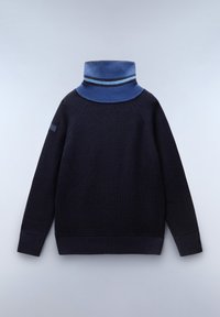 Gebreide pullover in marineblauw met een hoge, ribbelige blauwe kraag met lichtblauwe strepen. Standaard pasvorm met ribbelige manchetten en onderkant.