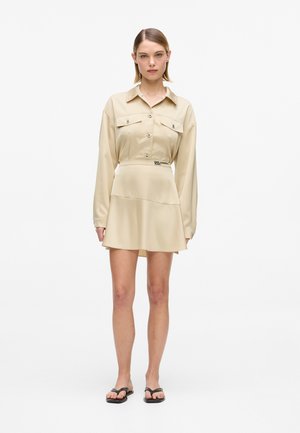 Krilo A-kroja - champagne