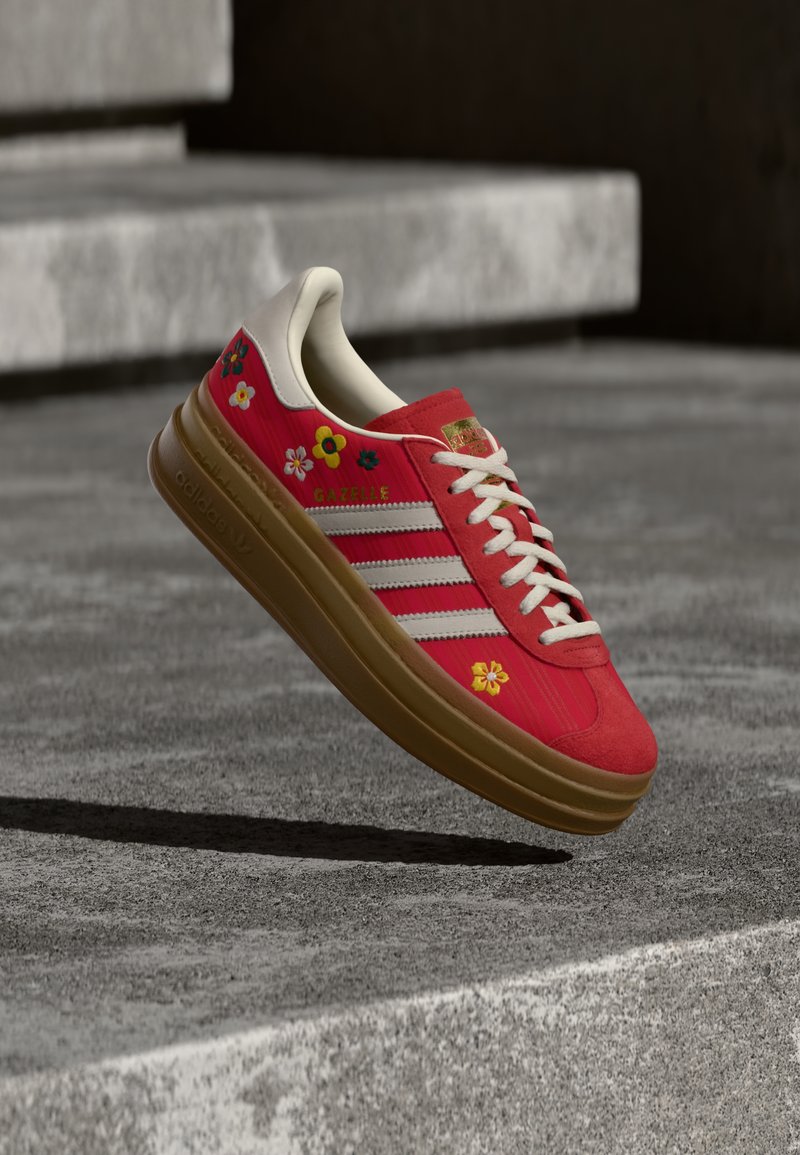 adidas Originals GAZELLE BOLD better scarlet/off white/eqt yellow/red