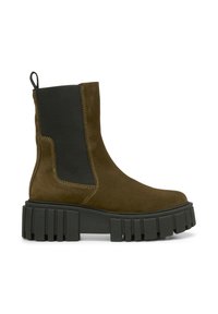 Stivale alla caviglia in suede marrone con pannelli laterali elastici neri e suola nera spessa e scanalata. Presenta un occhiello per indossarlo facilmente.