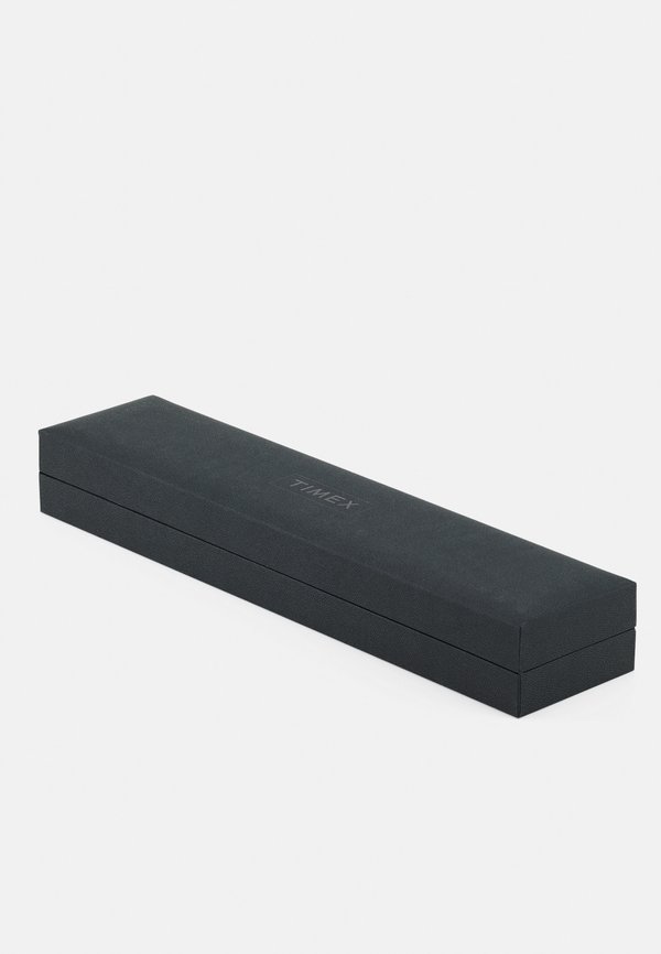 Q TIMEX REISSUE - Watch2