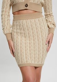 Guess Gonna a tubino - beige