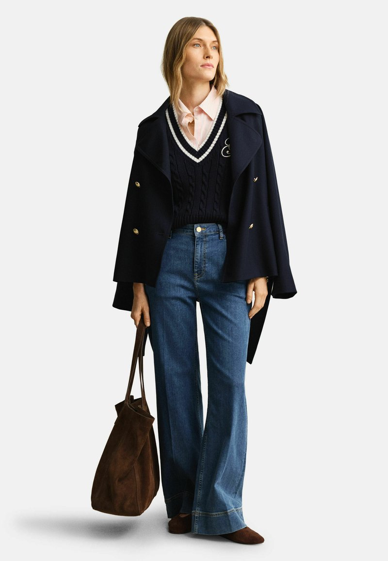 GANT CABLE KNIT - Vesta - evening blue