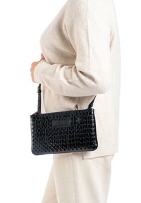 CLIO GOLDBRENNER Schoudertas - black navy