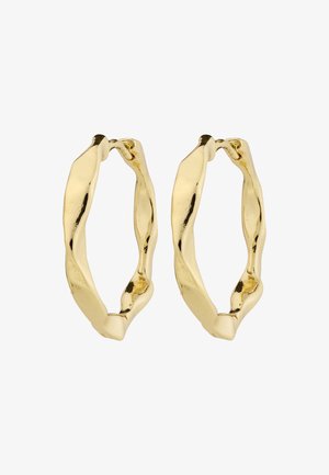 Goldene Creolen mit einem gewundenen Design. Glatte Oberfläche mit einem reflektierenden Finish, gestaltet in einer charakteristischen, verlängerten ovalen Form.