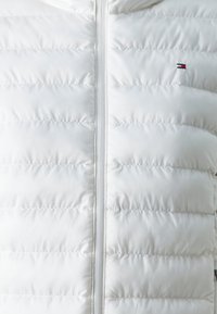 Tommy Hilfiger GLOBAL JACKET - Välikausitakki - ancient white