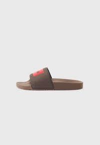 Unselected, brown