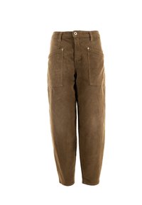 Pantaloni in corduroy marroni con una vestibilità comoda, caratterizzati da due tasche frontali e due tasche posteriori. Texture liscia e design classico.