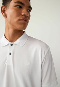 Next Polokošeľa - white monogram