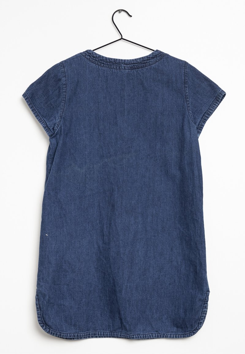 mango soft denim dress The Denim Dresses Fashion Girls Are Styling Right Now  I AM & CO