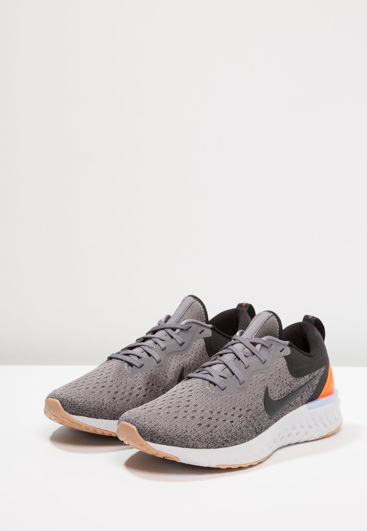 Nike Performance ODYSSEY REACT - Obuwie 