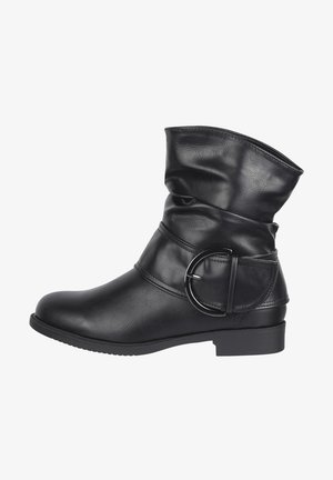 Bottine noire en simili cuir avec un haut bouffant, une large sangle avec une boucle ronde, un bout arrondi et un petit talon bloc.