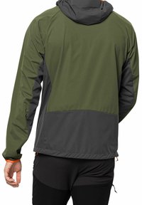 Voděodolná bunda v olivově zelené a šedé barvě, s kapucí, kontrastními panely a nastavitelné manžety. Hladká textura, lehký design.